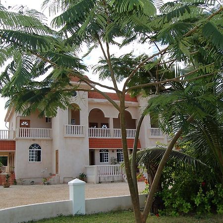 Serenity Sands Corozal Ngoại thất bức ảnh
